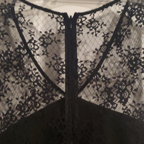 JS Collection Mermaid Gown - Picture 4 of 5